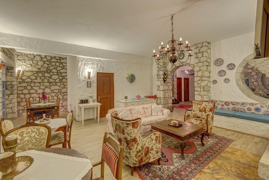 Lale Lodge Hotel Alaçatı Exterior foto