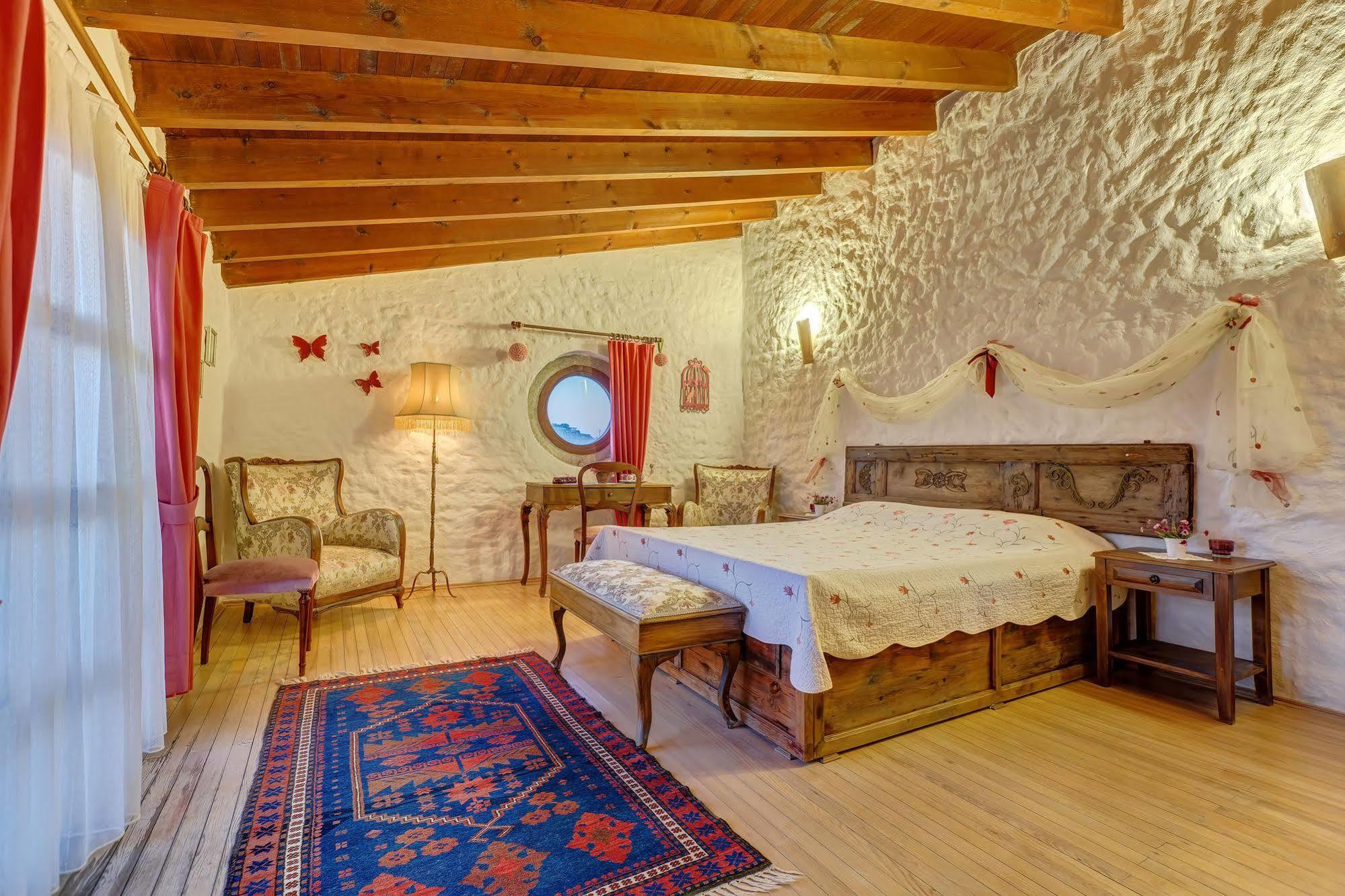 Lale Lodge Hotel Alaçatı Exterior foto